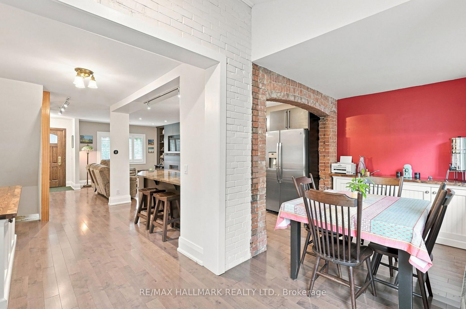 1 Glenmount Park Road • Toronto, ON photo 9