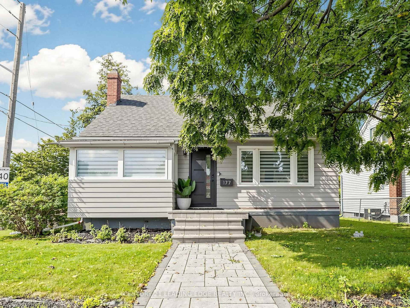 177 Park Road N • Oshawa, ON photo 1