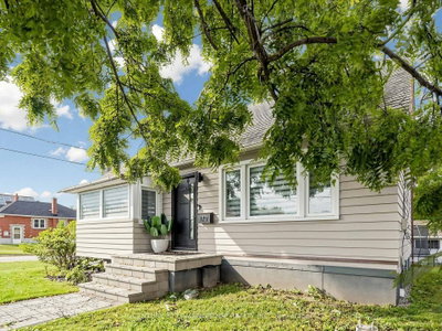 177 Park Road N • Oshawa, ON photo 3