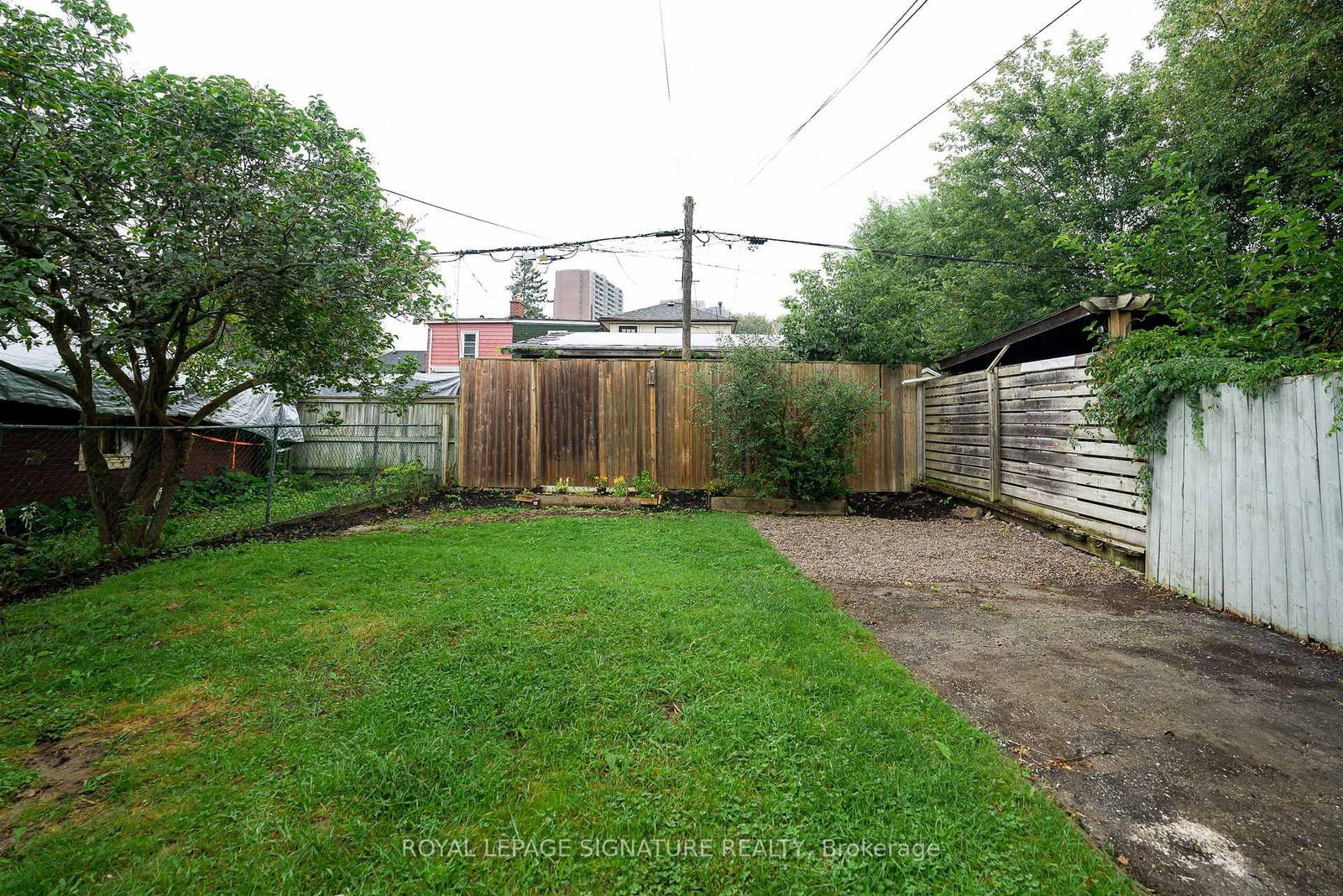 14 Sutherland Avenue • Toronto, ON photo 22