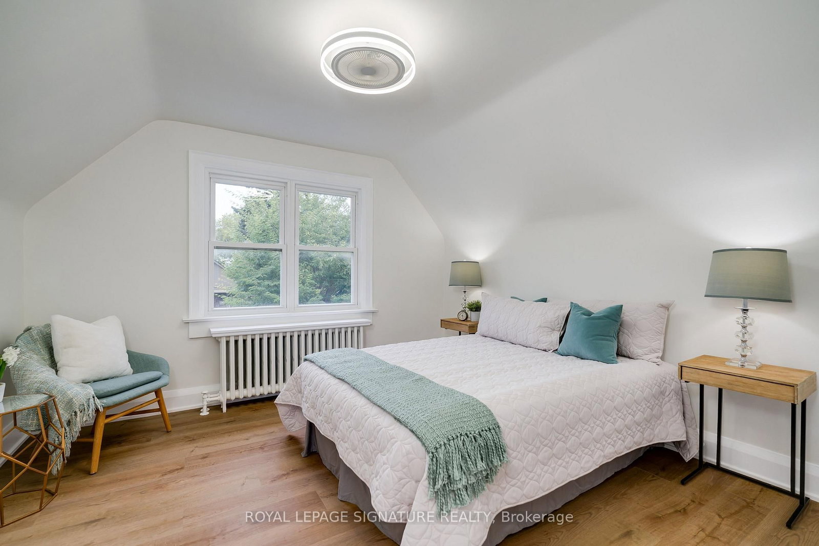 14 Sutherland Avenue • Toronto, ON photo 8