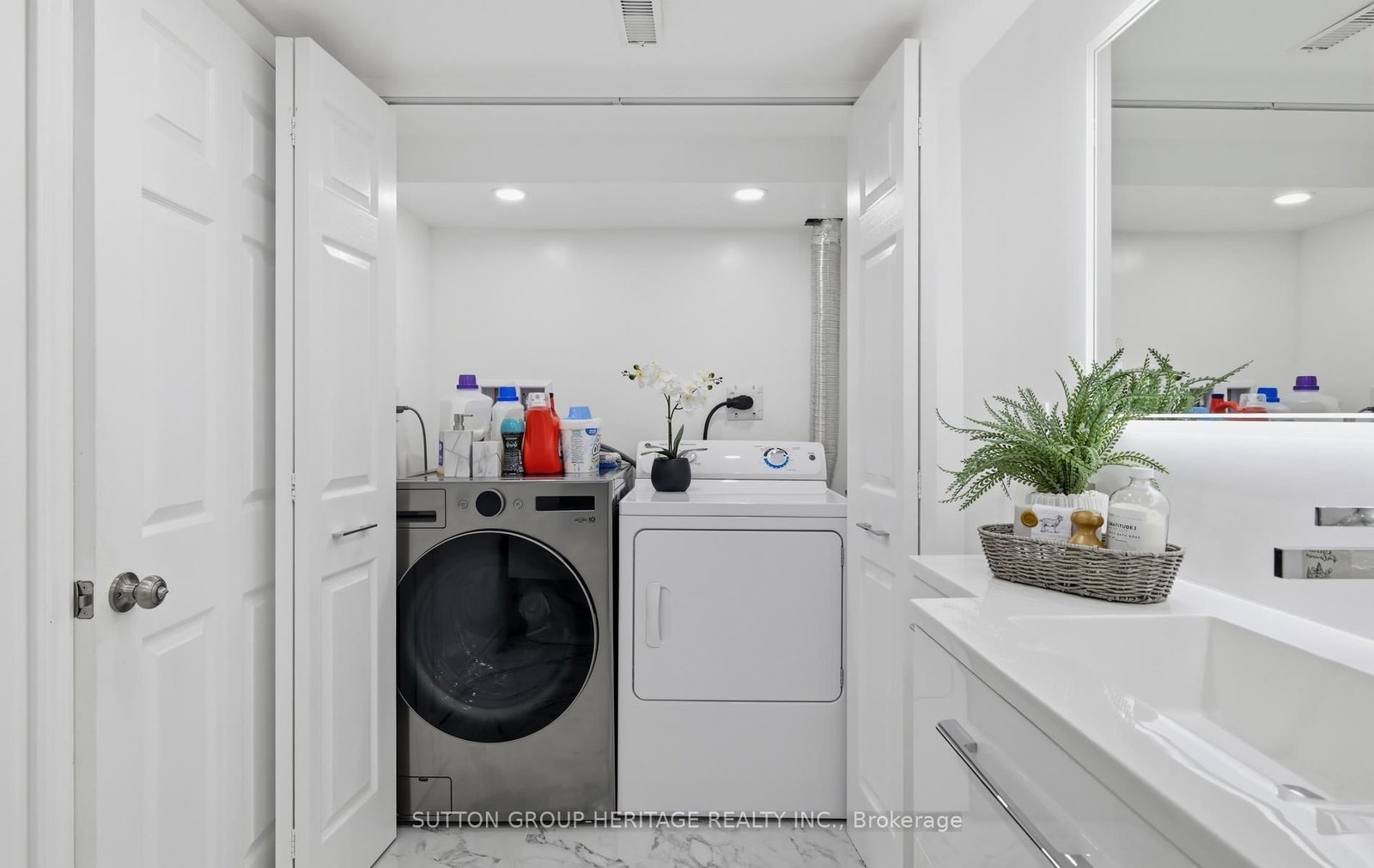 1020 Wardman Cres, Whitby, view 37