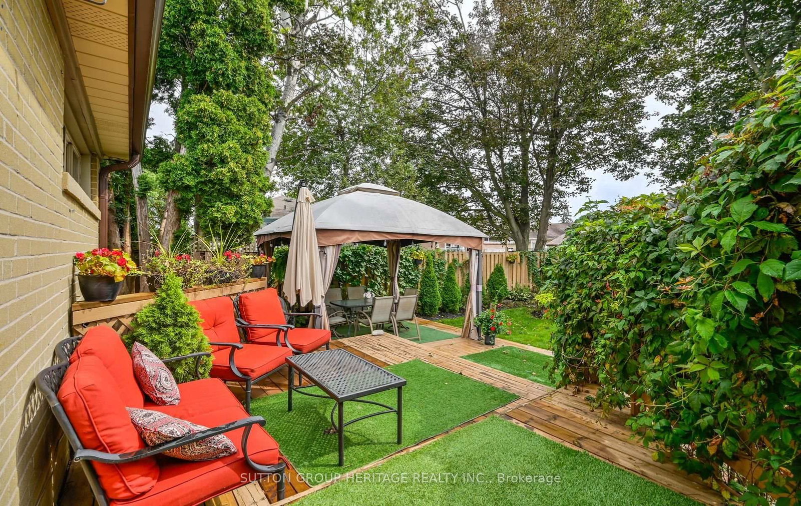 1020 Wardman Cres, Whitby, view 38