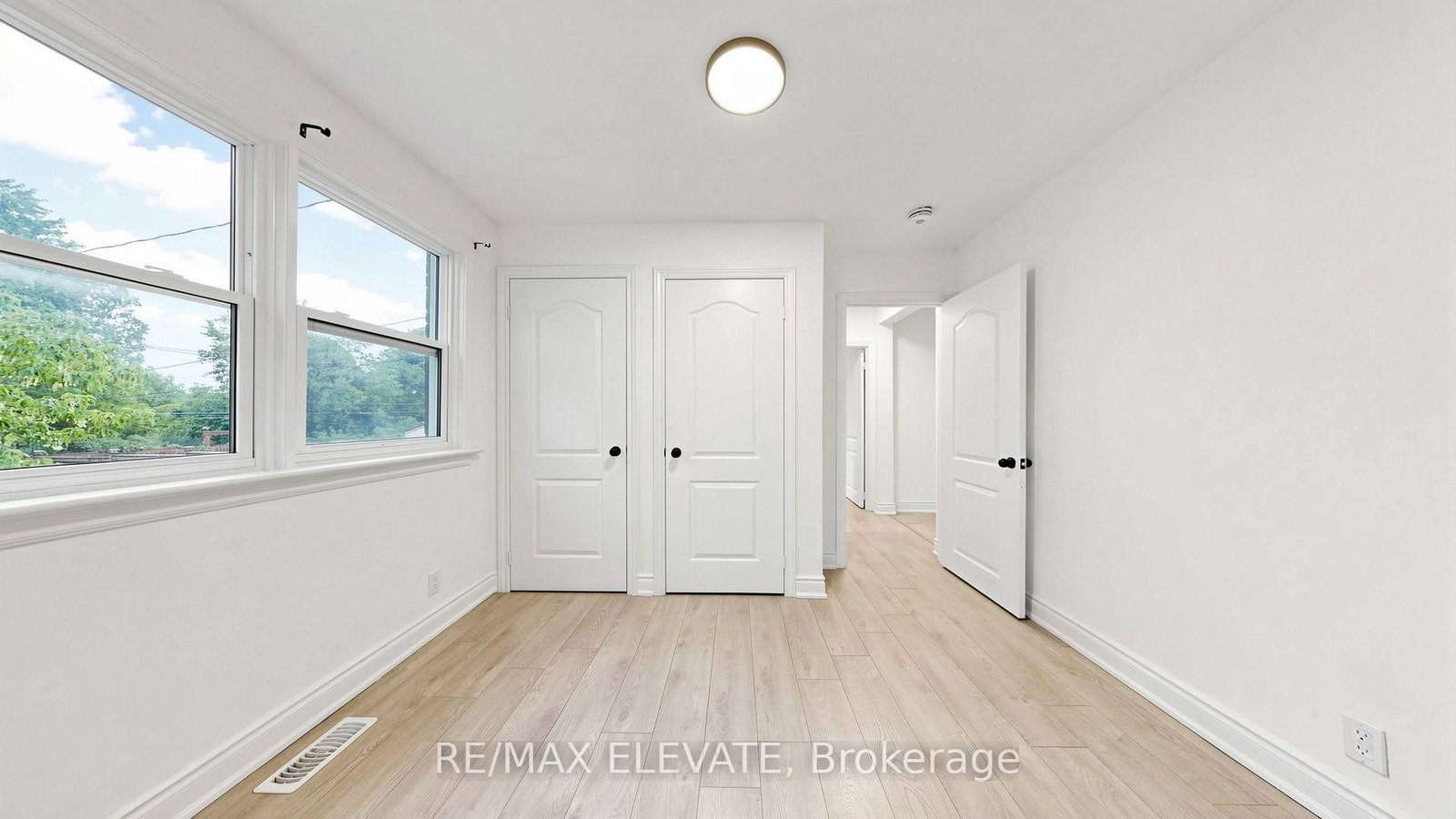 81 Admiral Road • Ajax, ON photo 24