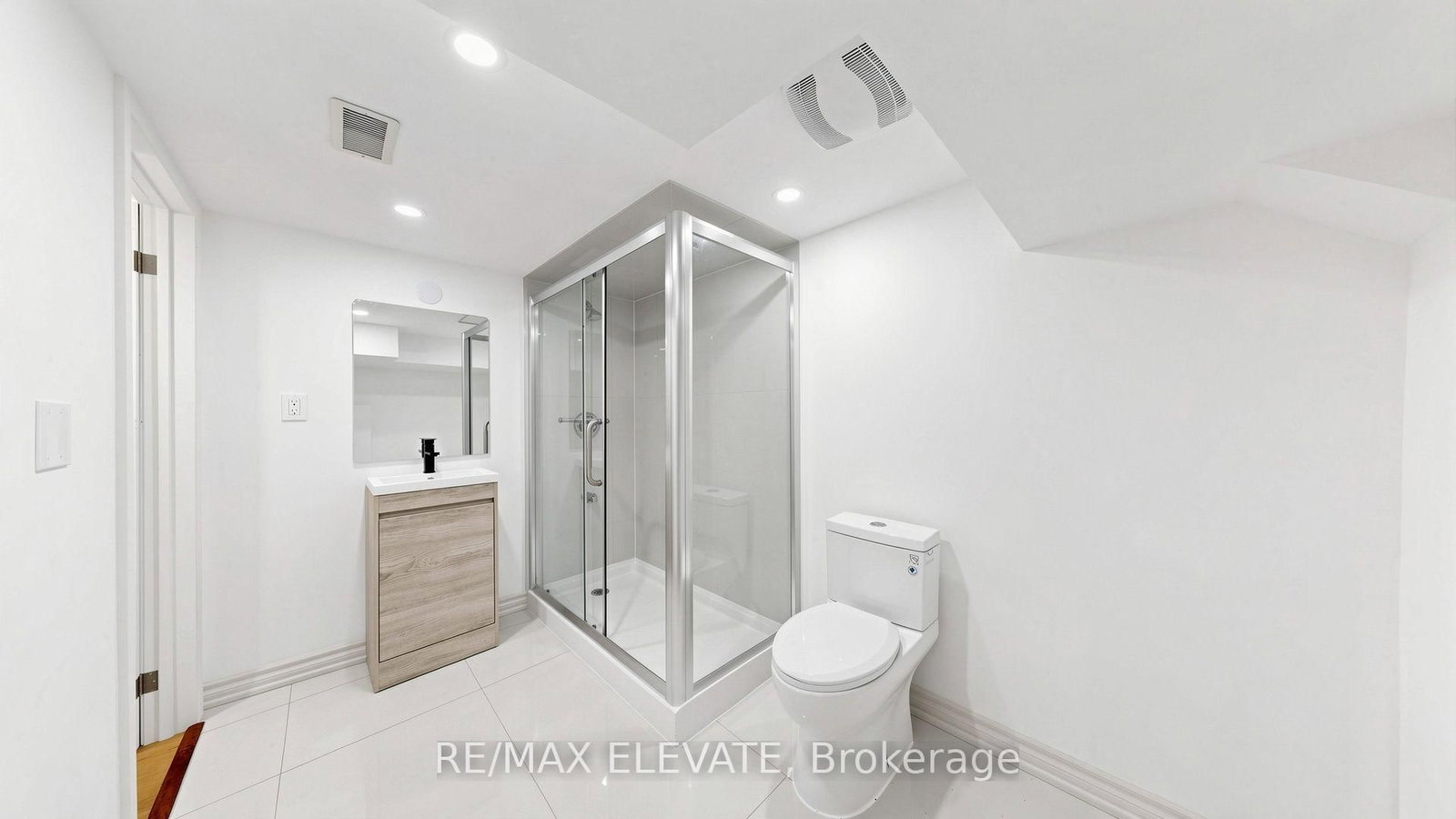 81 Admiral Road • Ajax, ON photo 42
