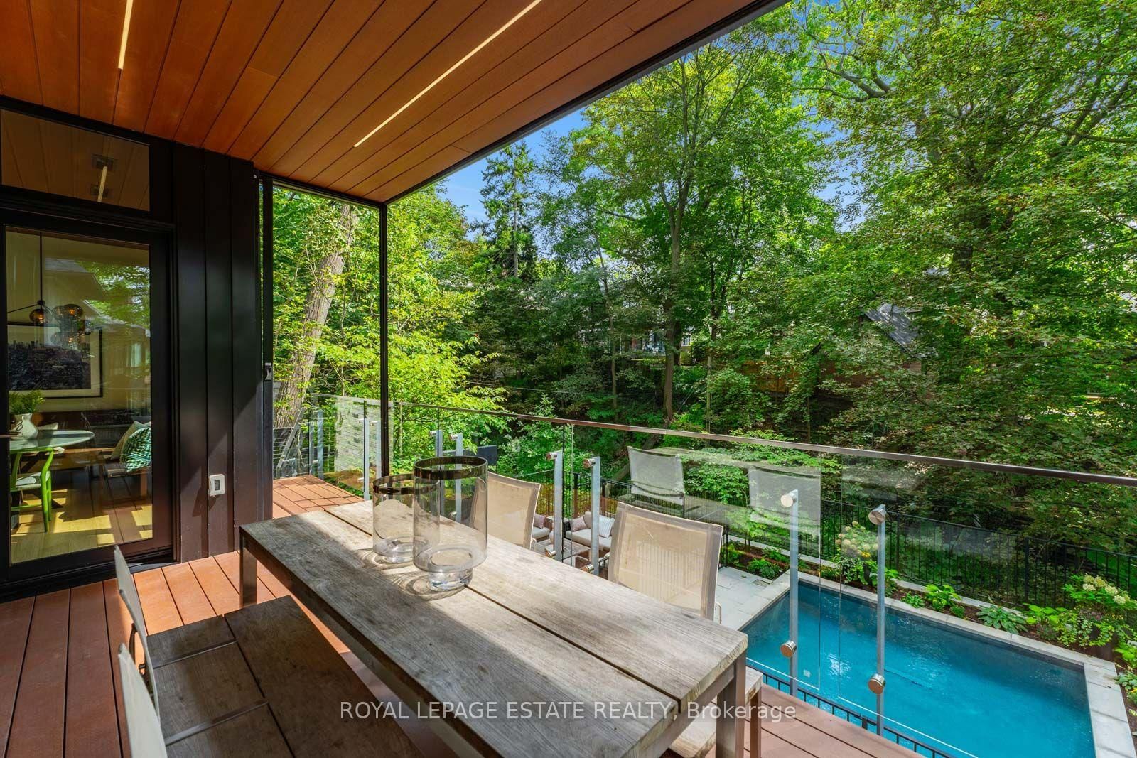 11 Pine Crescent • Toronto, ON photo 24
