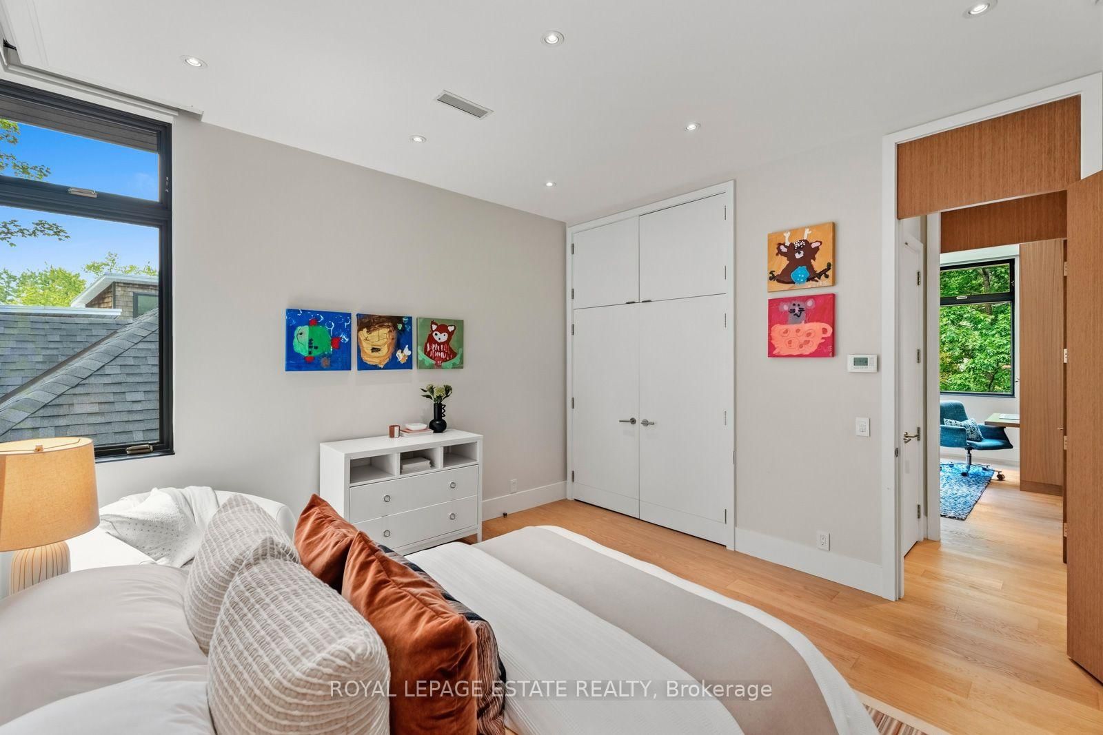 11 Pine Crescent • Toronto, ON photo 36