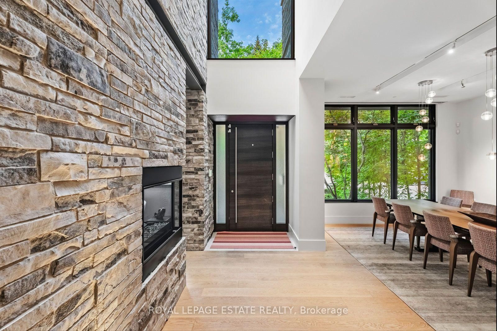 11 Pine Crescent • Toronto, ON photo 5