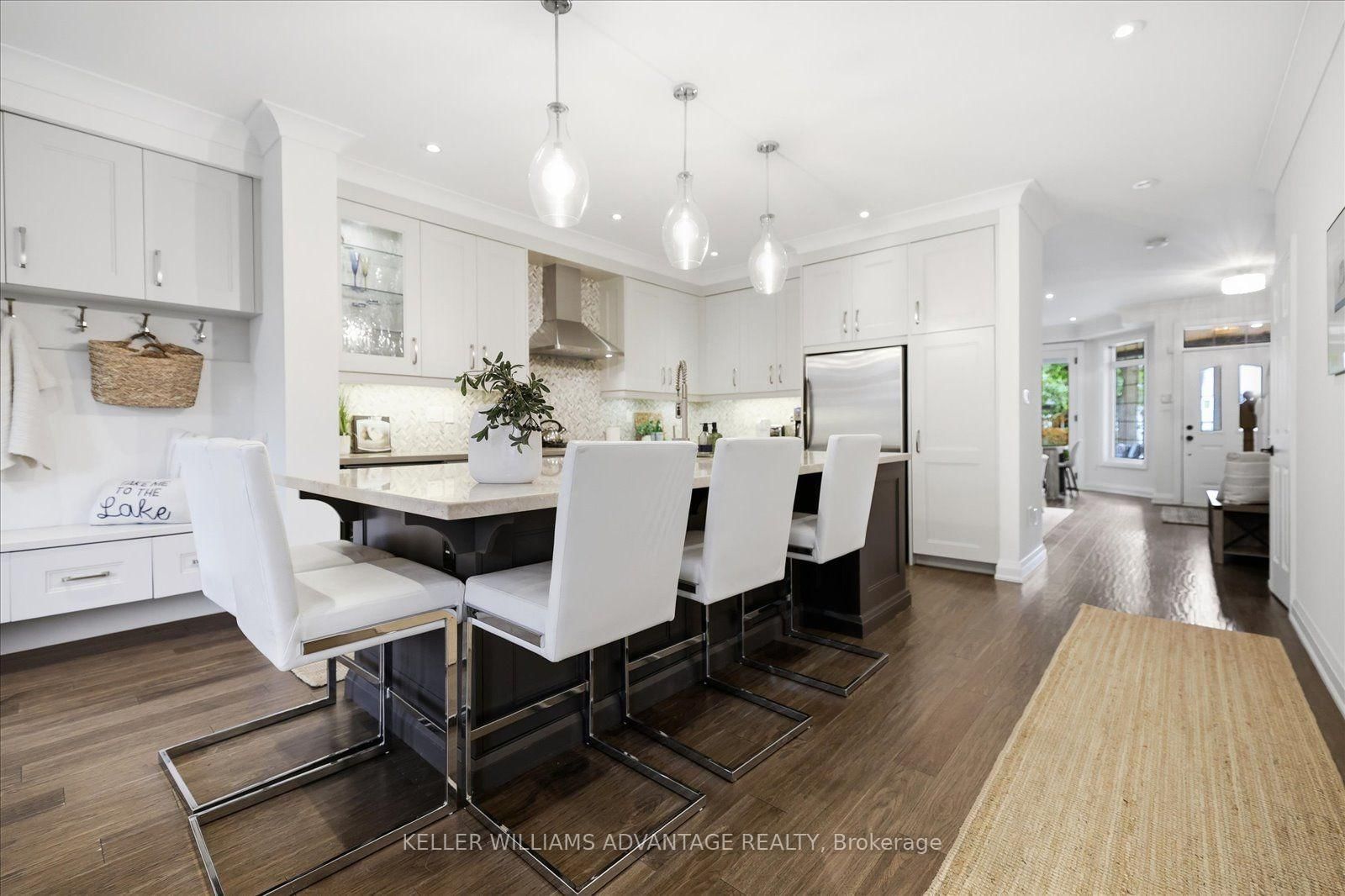 128 Boardwalk Drive • Toronto, ON photo 11
