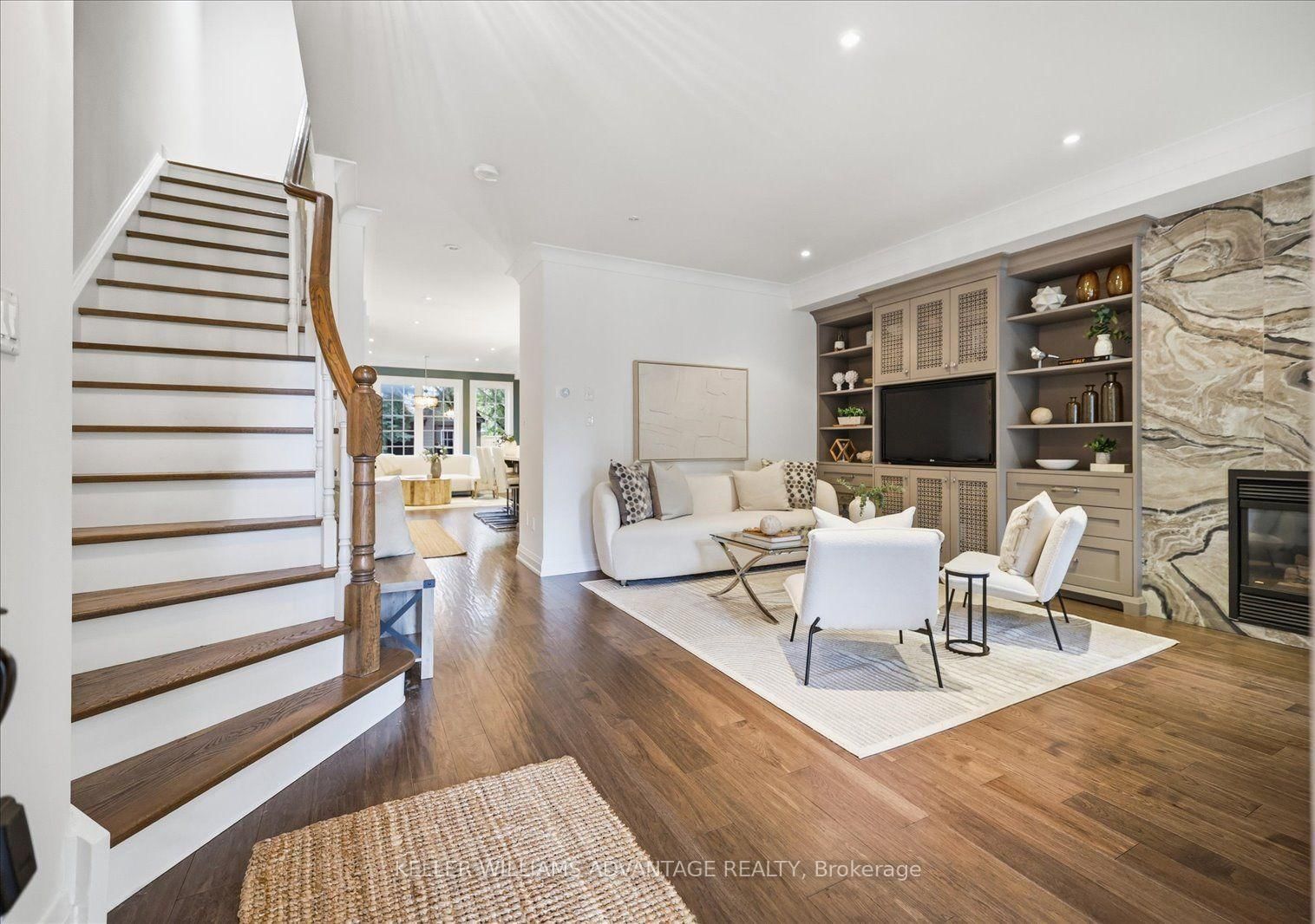 128 Boardwalk Drive • Toronto, ON photo 2