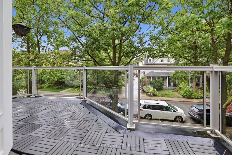 128 Boardwalk Toronto,ON M4L 3X4 — Photo 25