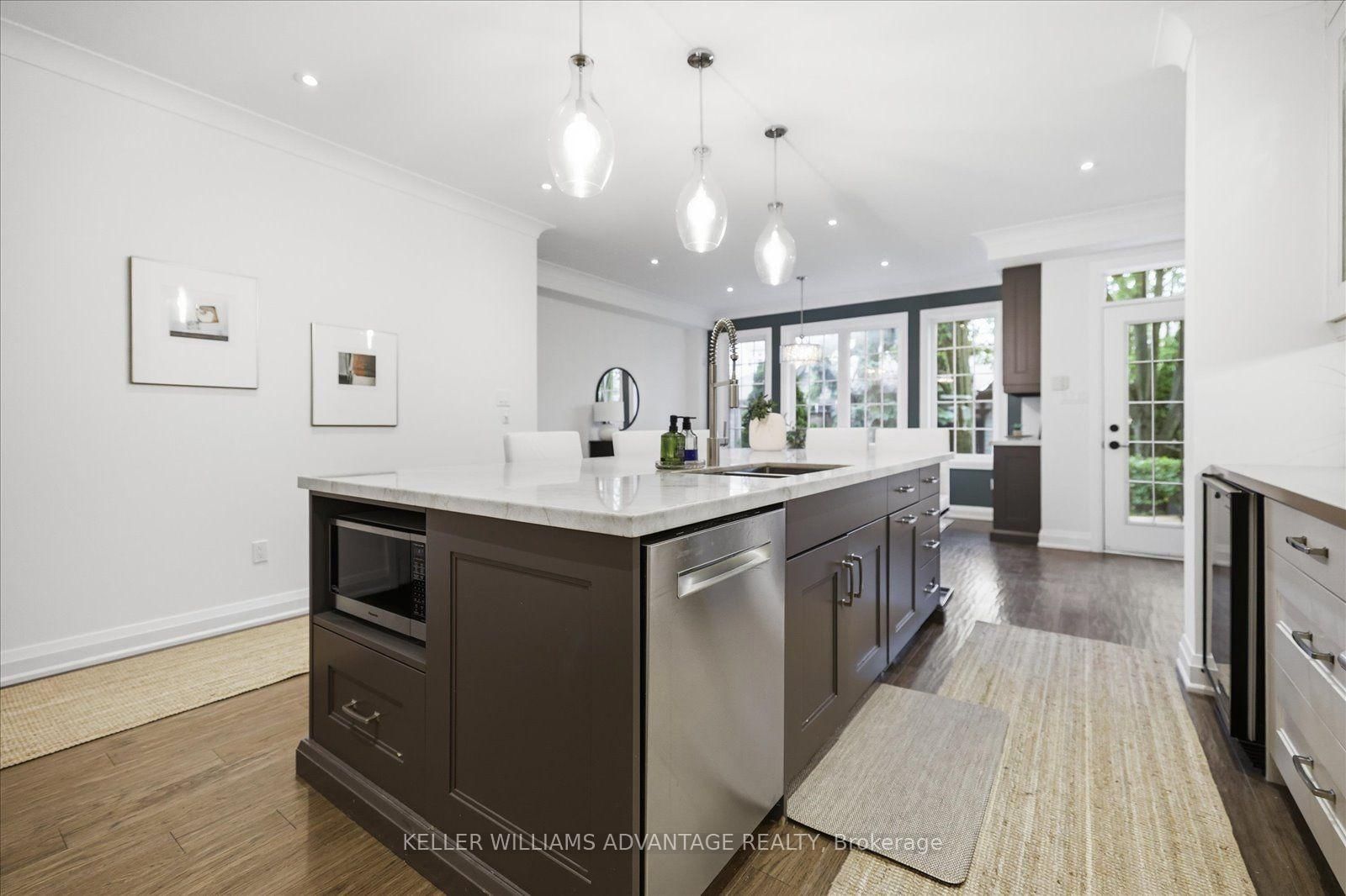 128 Boardwalk Drive • Toronto, ON photo 8
