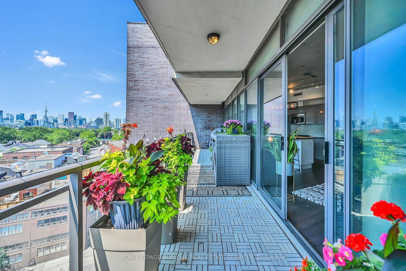 1201 Dundas Street E • #902 • Toronto, ON photo 15