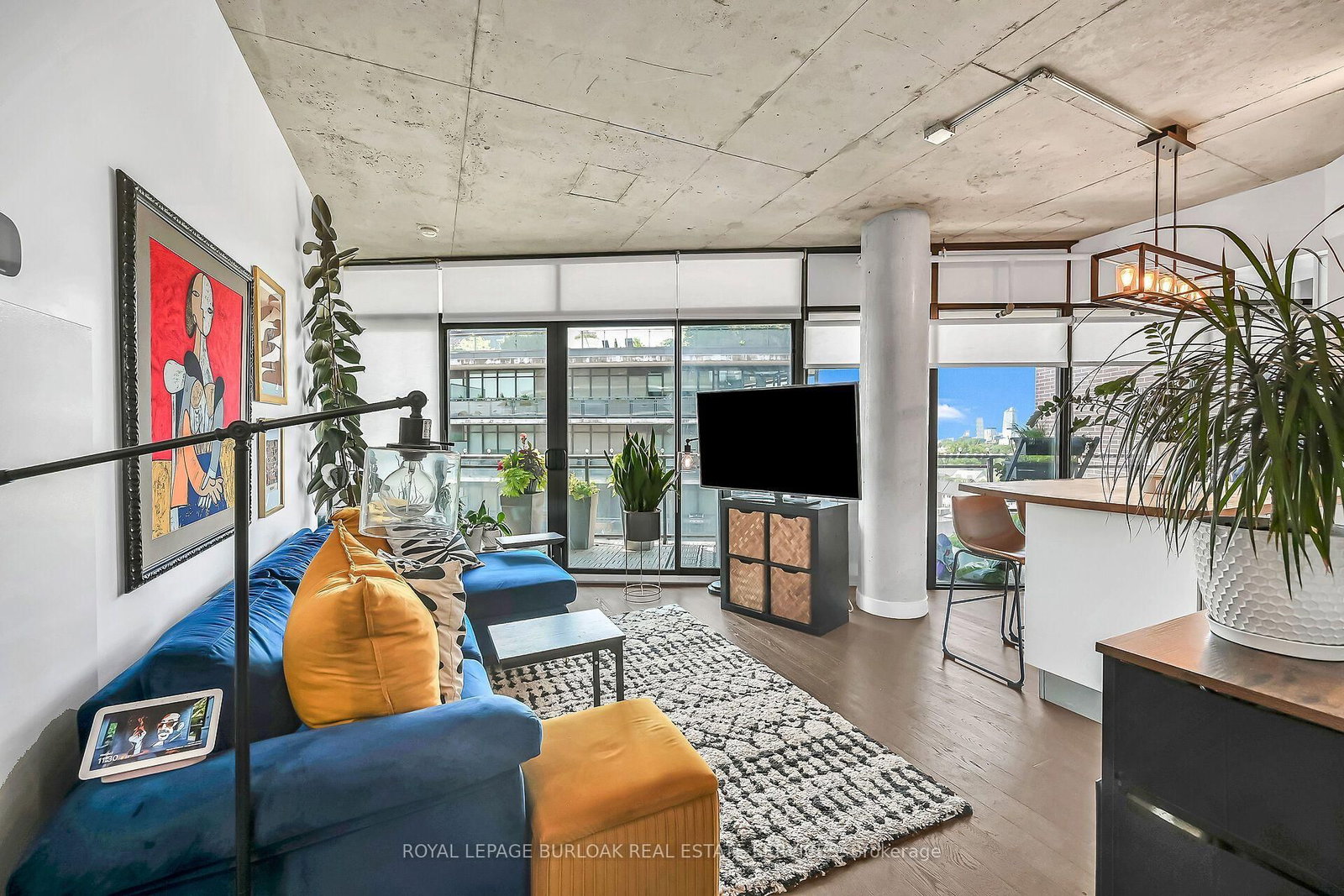 1201 Dundas Street E • #902 • Toronto, ON photo 5