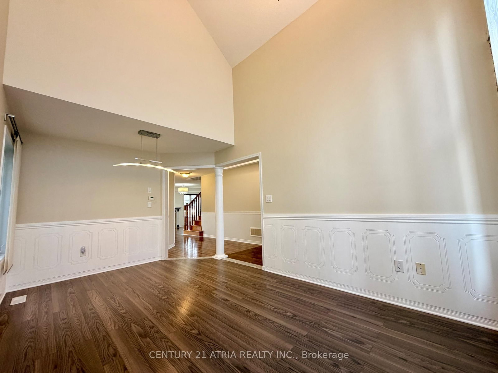 101 Elliottglen Drive • Ajax, ON photo 8