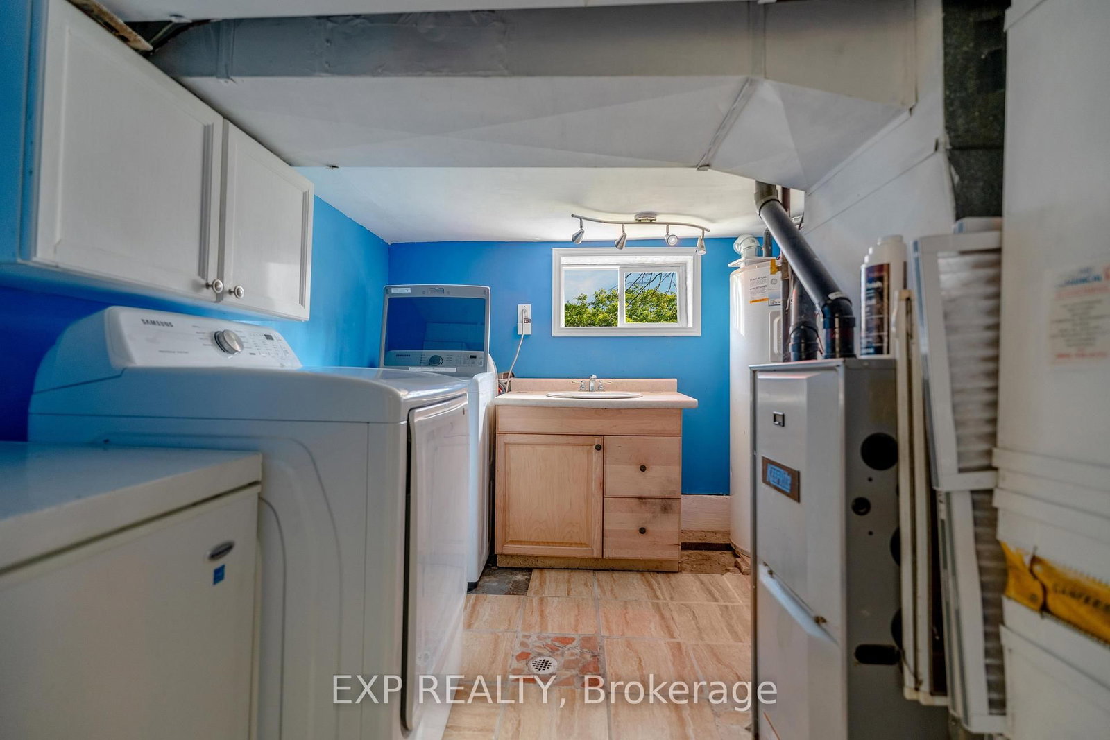 97 Park Road S • Oshawa, ON photo 33