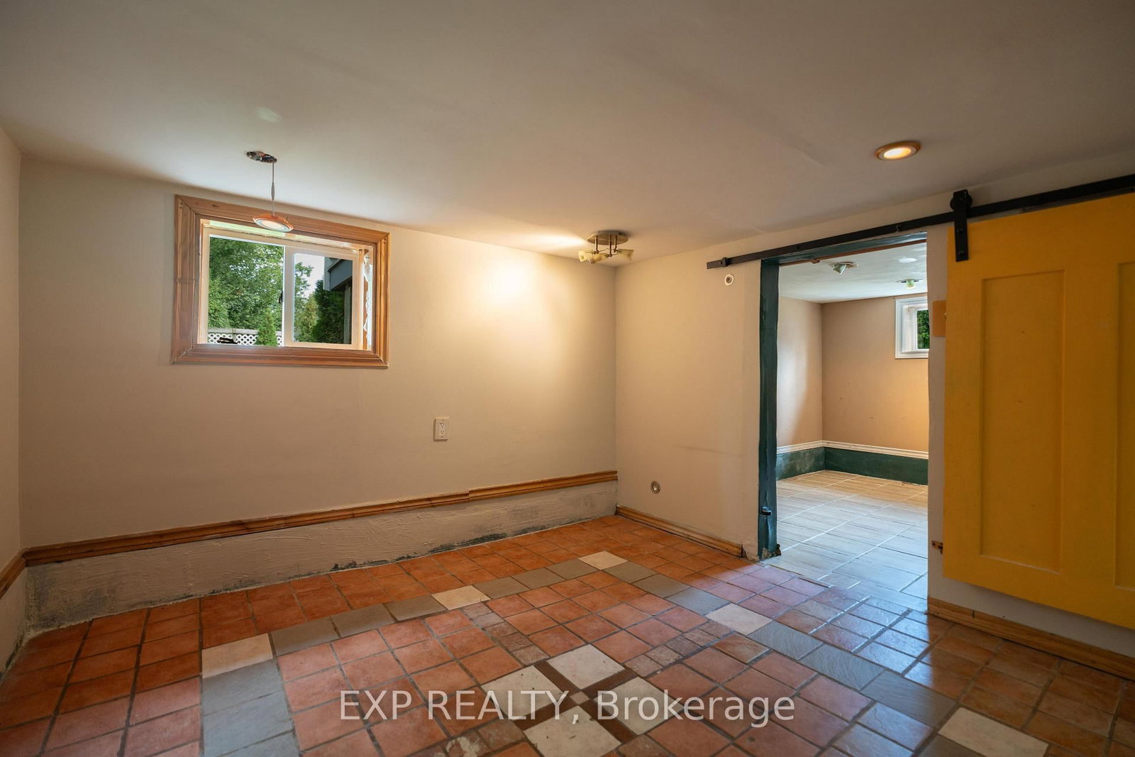 97 Park Road S • Oshawa, ON photo 35