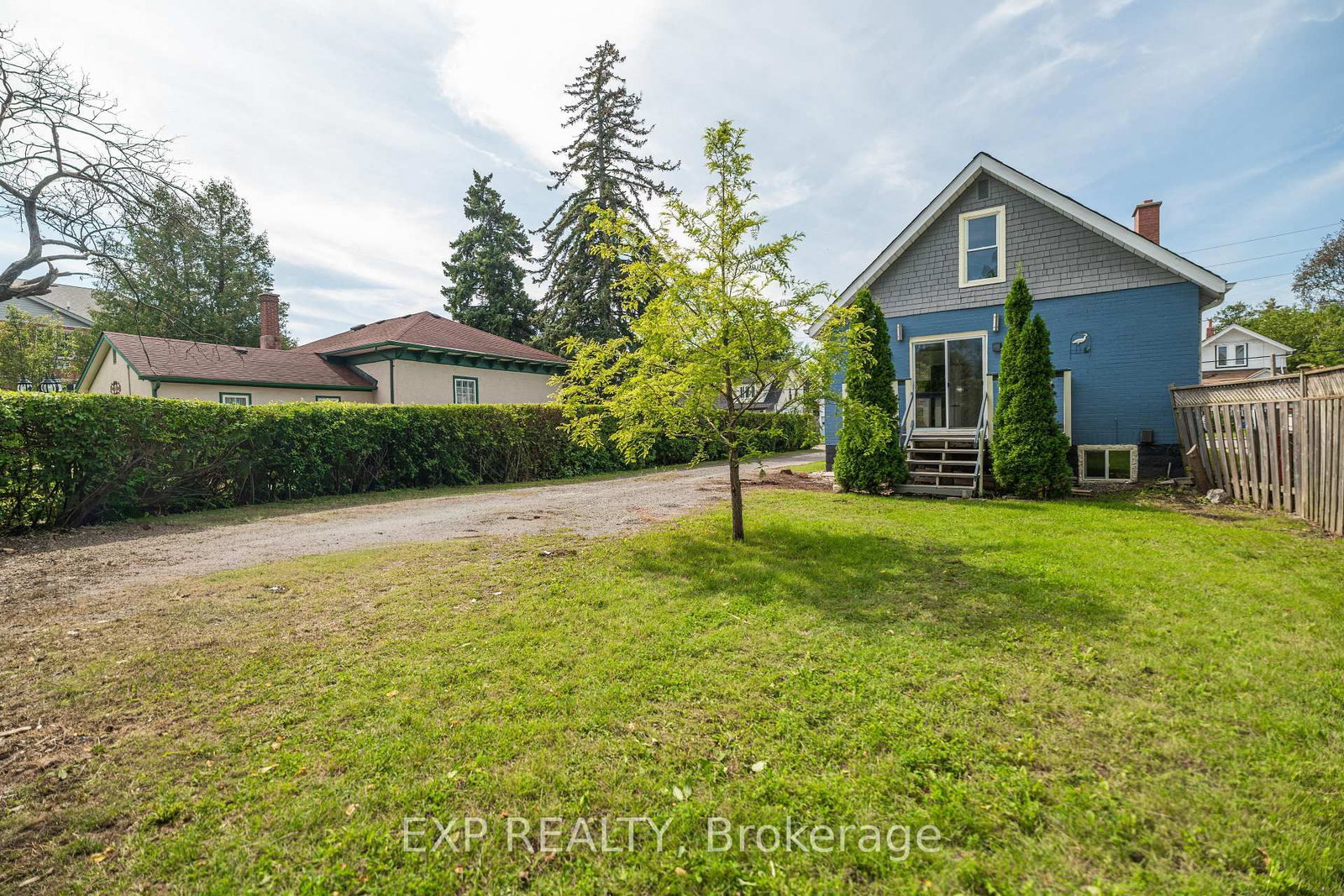 97 Park Road S • Oshawa, ON photo 38