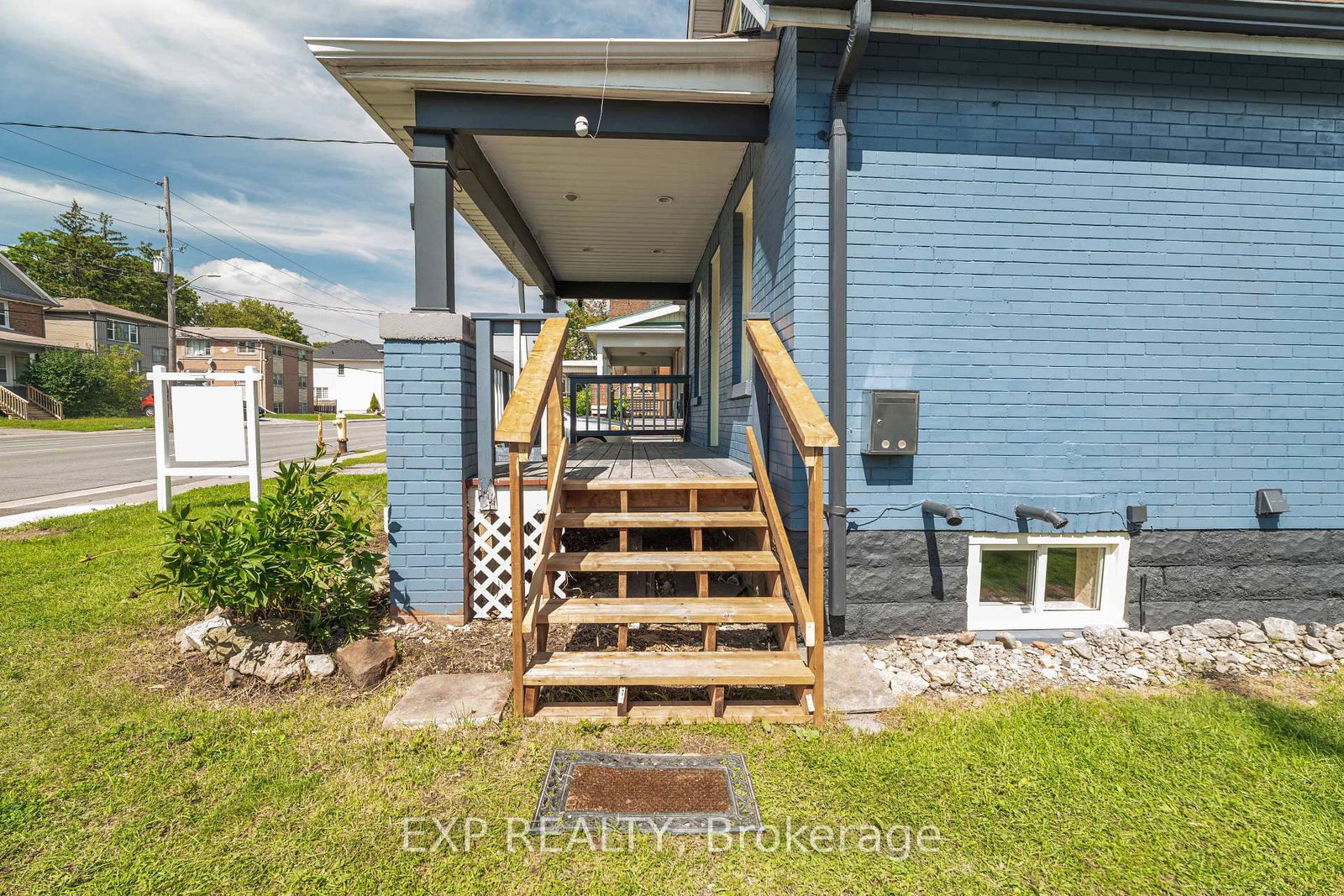97 Park Road S • Oshawa, ON photo 4