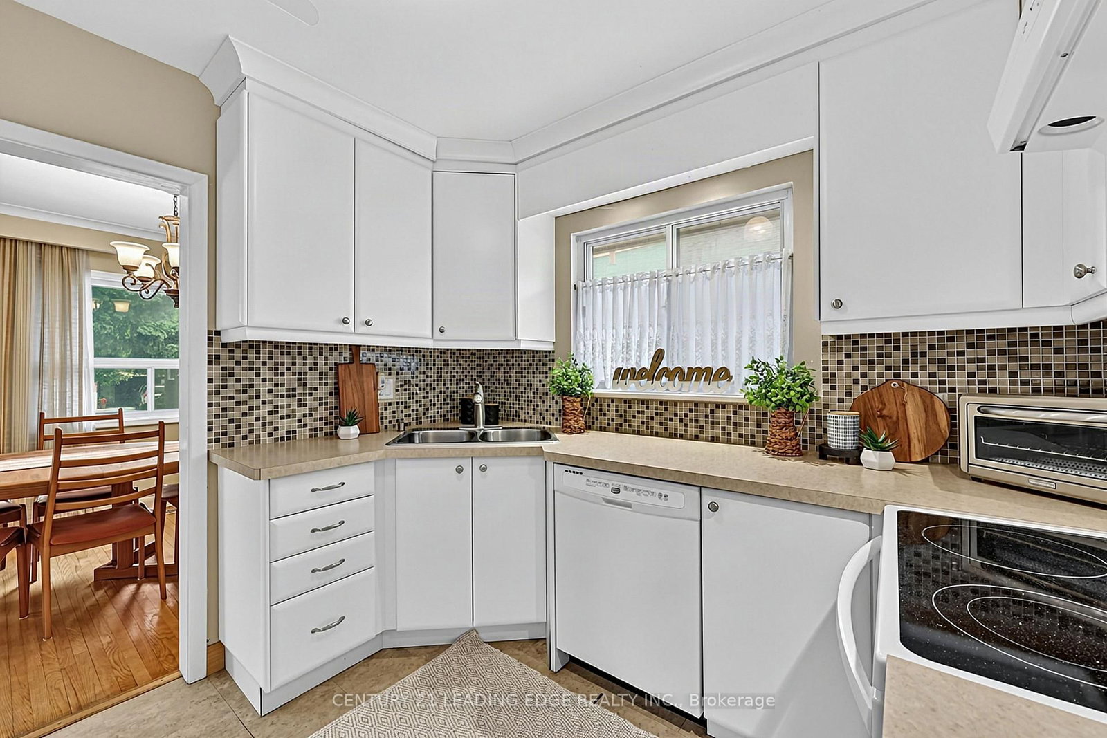15 Wetherby Drive • Toronto, ON photo 20