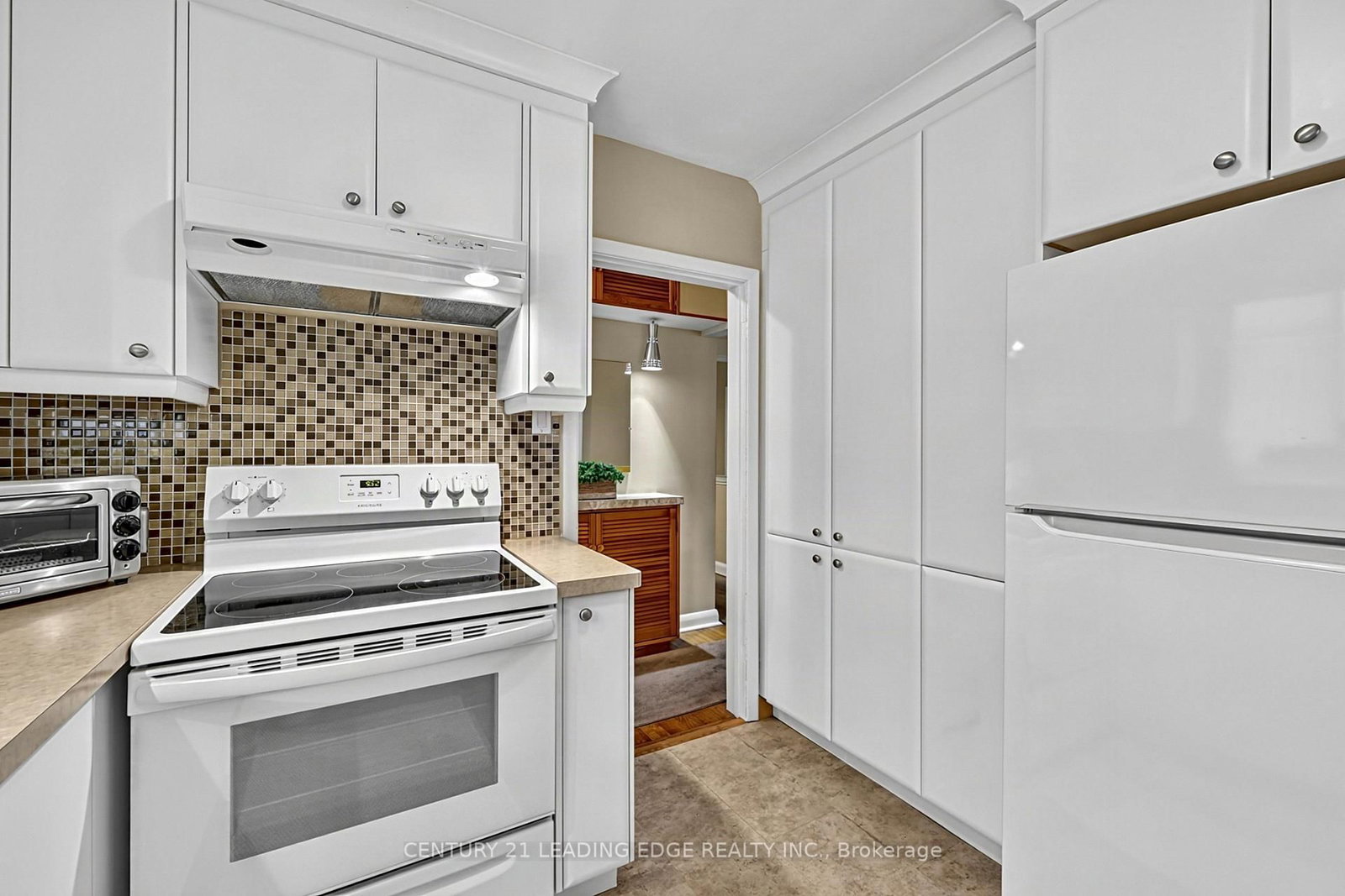 15 Wetherby Drive • Toronto, ON photo 21