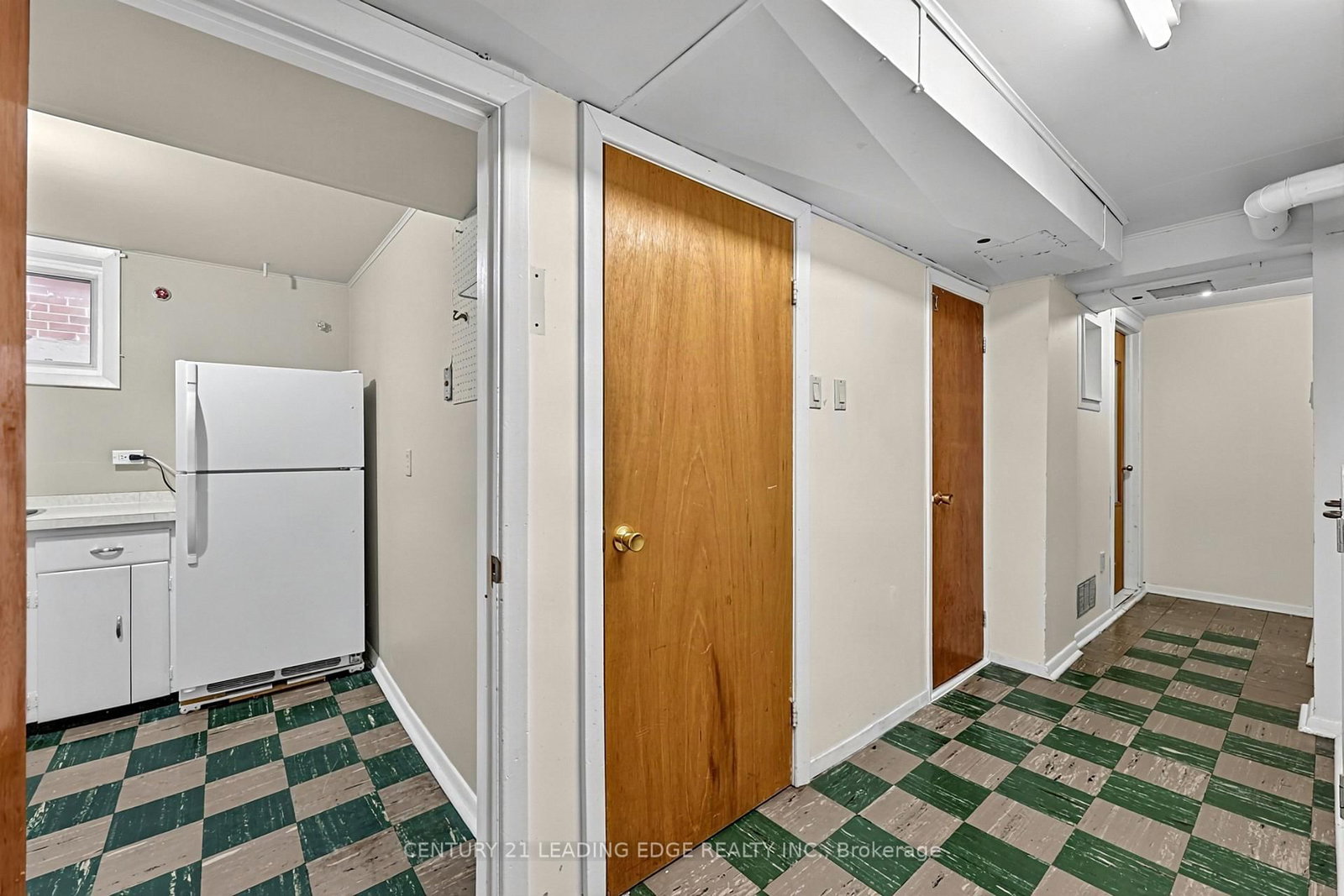 15 Wetherby Drive • Toronto, ON photo 41