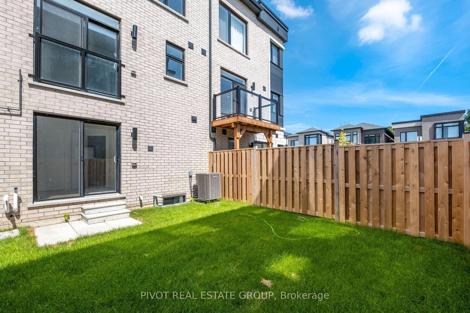 78 Danielle Moore Circle • Toronto, ON photo 44