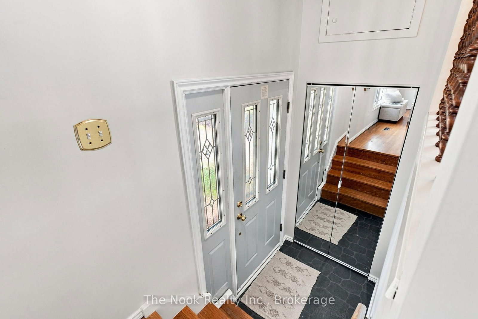 274 Labrador Drive • Oshawa, ON photo 4