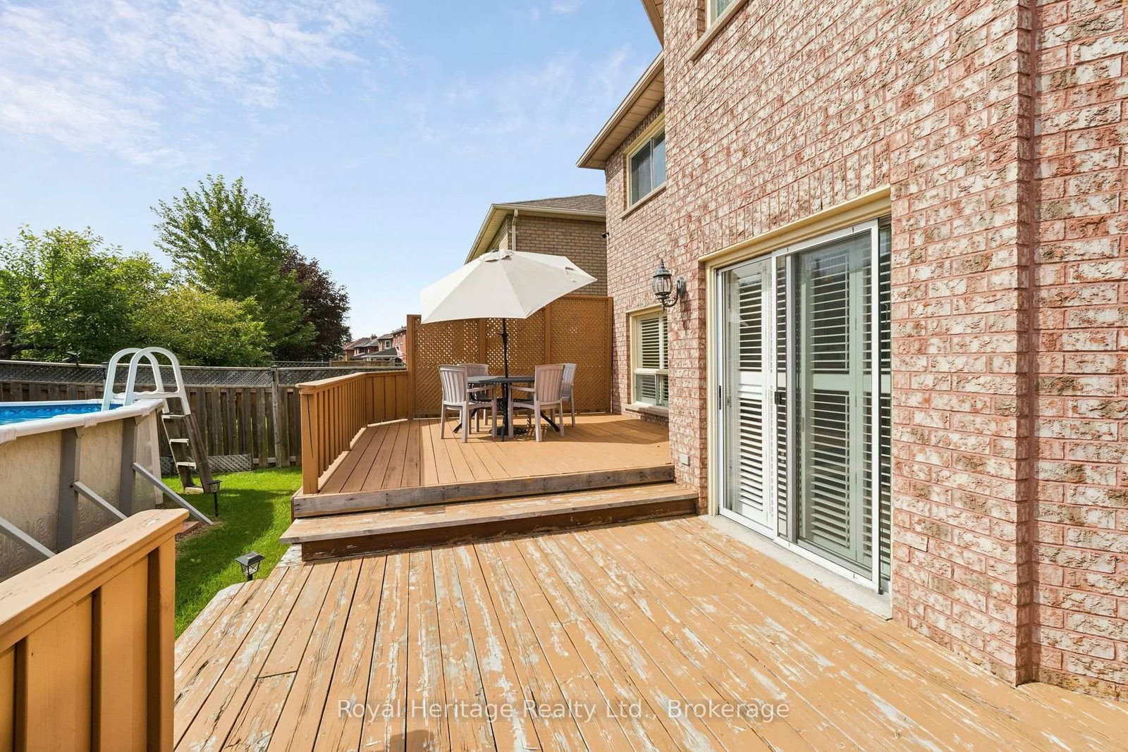 41 Winterberry Drive • Whitby, ON photo 35