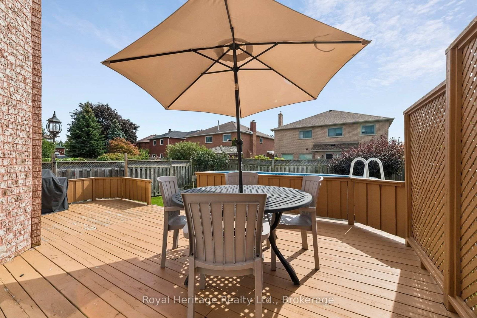 41 Winterberry Drive • Whitby, ON photo 38