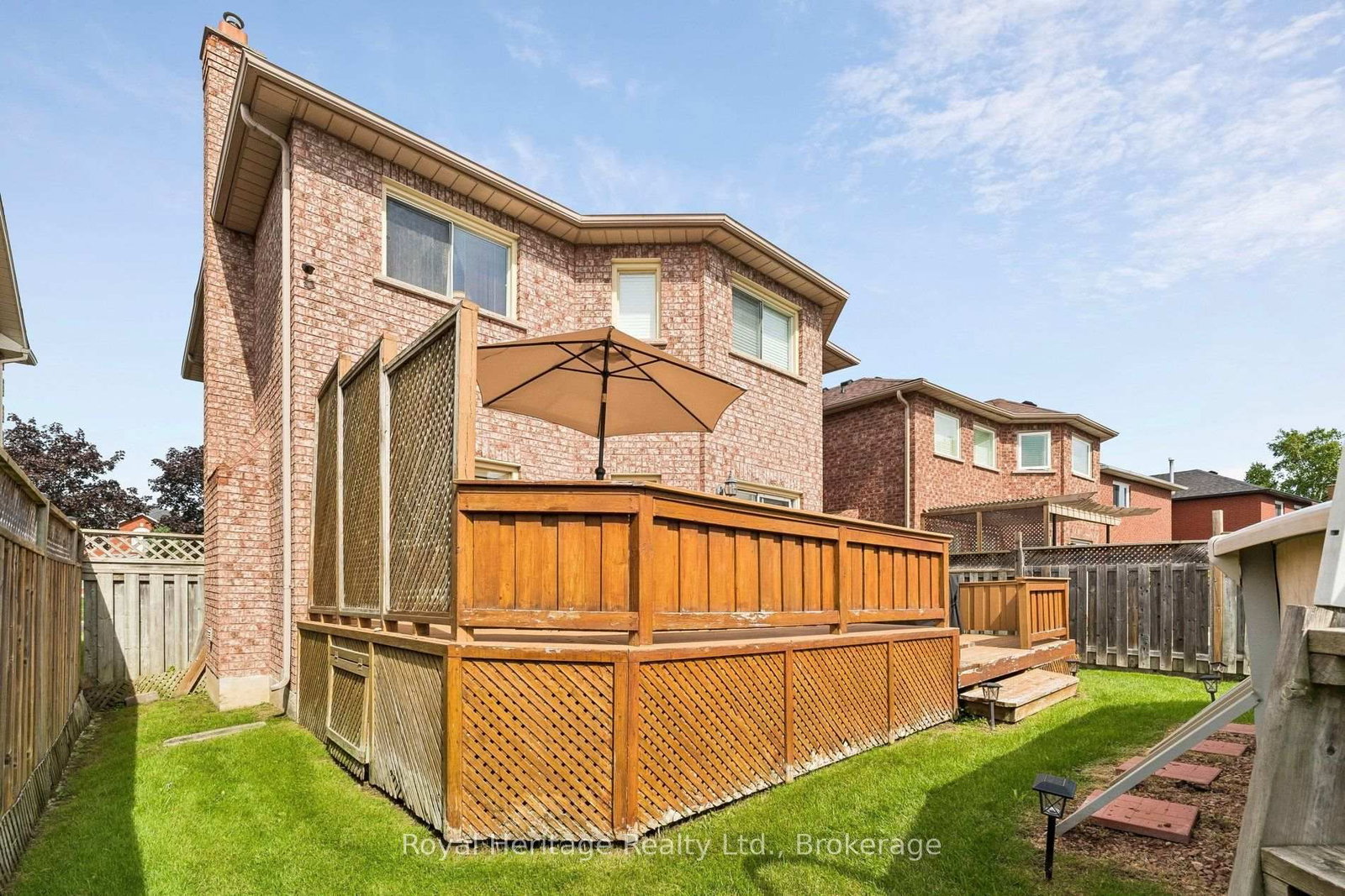 41 Winterberry Drive • Whitby, ON photo 43