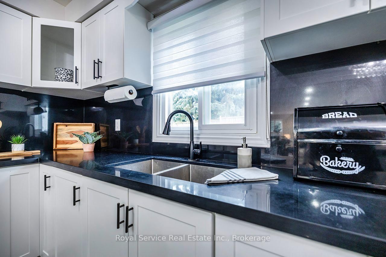 61 Adams Drive • Ajax, ON photo 12