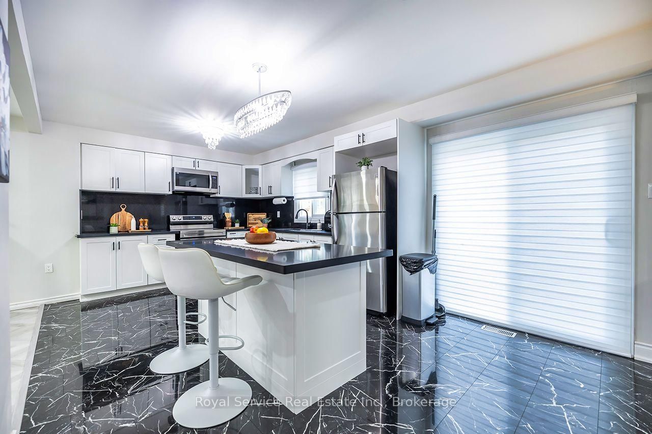 61 Adams Drive • Ajax, ON photo 15