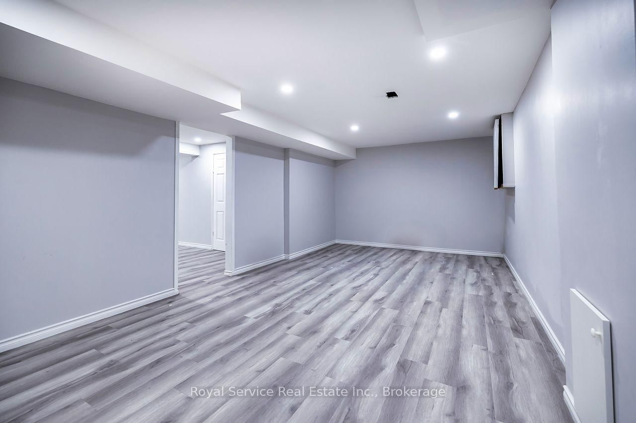 61 Adams Drive • Ajax, ON photo 37