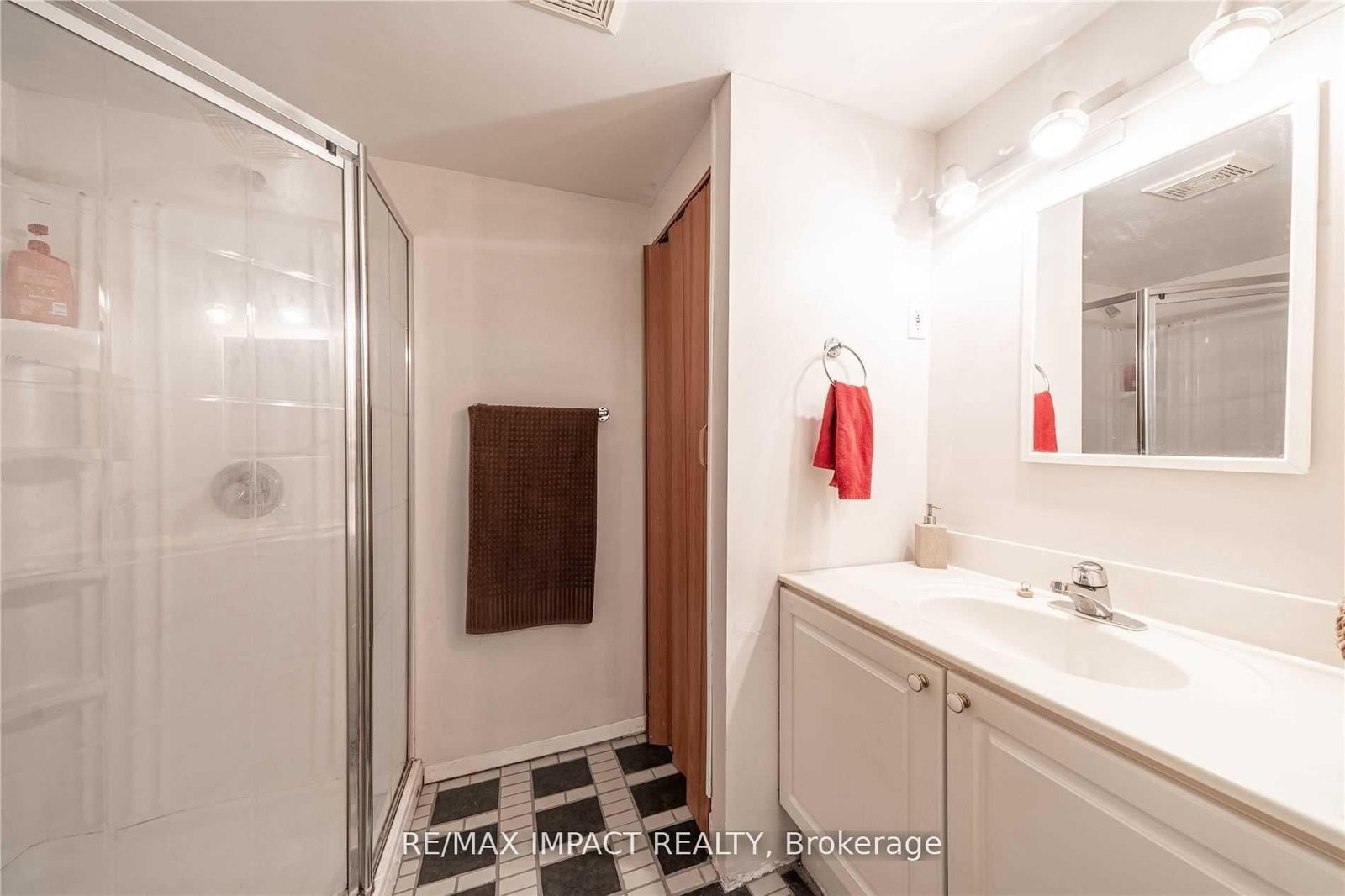 33 Taunton Road • #28 • Oshawa, ON photo 23