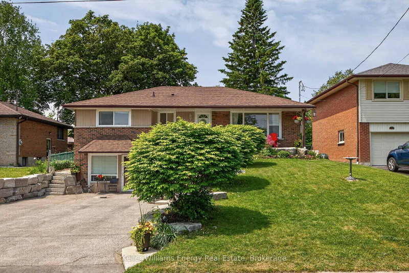 405 Bernhard Crescent