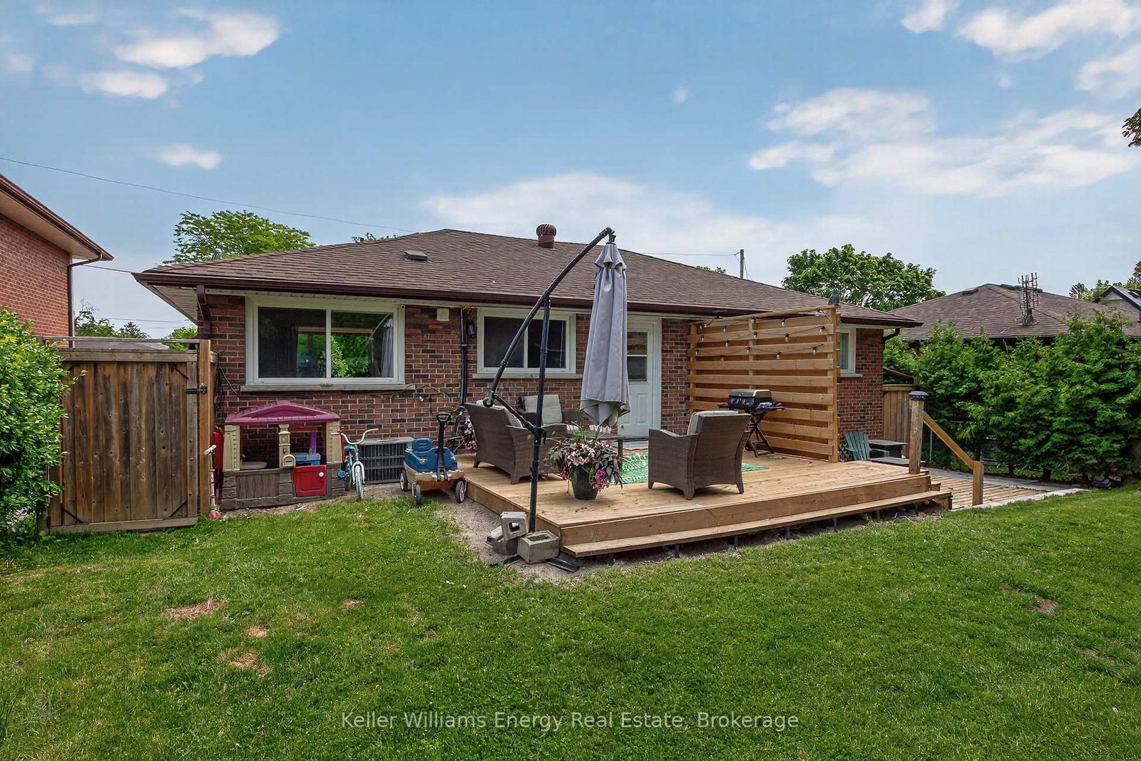 405 Bernhard Crescent • Oshawa, ON photo 37