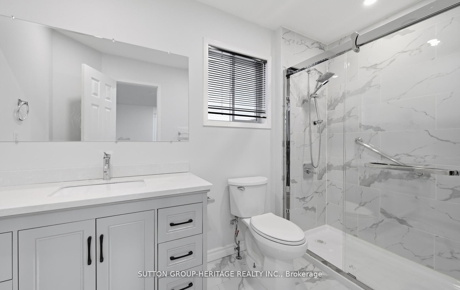 10 Greenhalf Drive • Ajax, ON photo 15