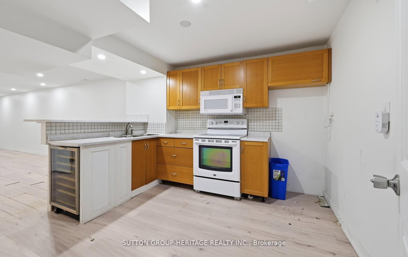 10 Greenhalf Drive • Ajax, ON photo 18