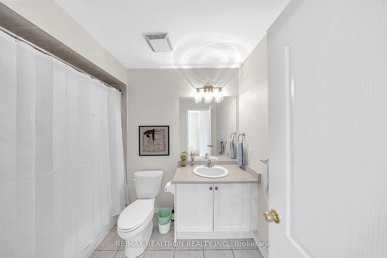 95 Beer Crescent • Ajax, ON photo 16