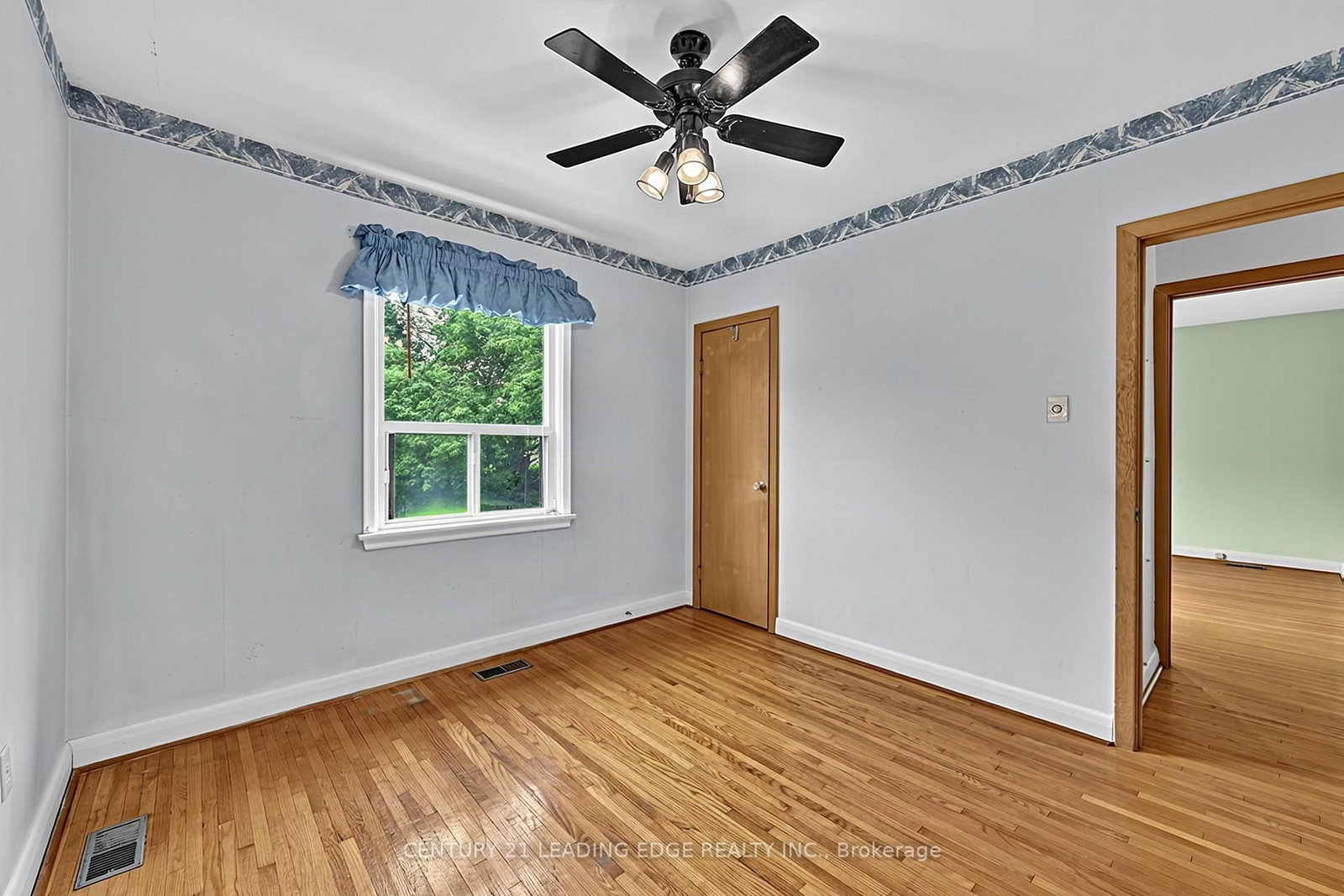 18 Romulus Drive • Toronto, ON photo 22