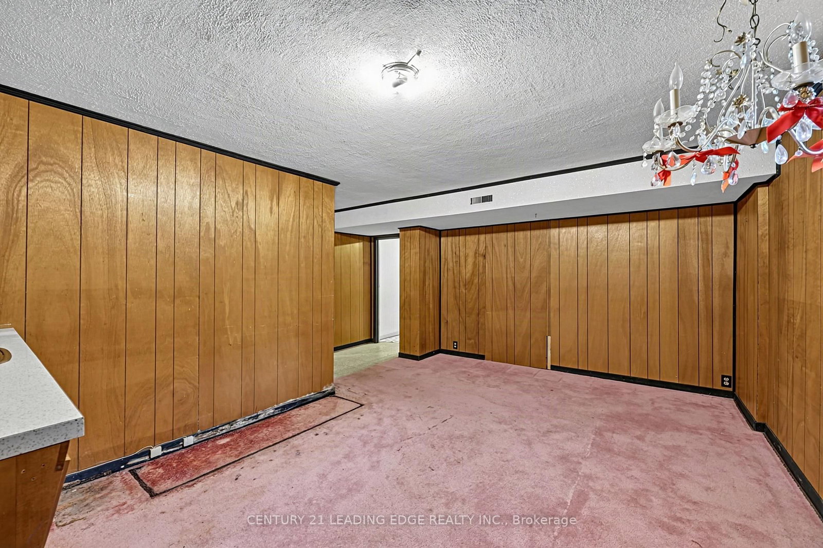 18 Romulus Drive • Toronto, ON photo 34