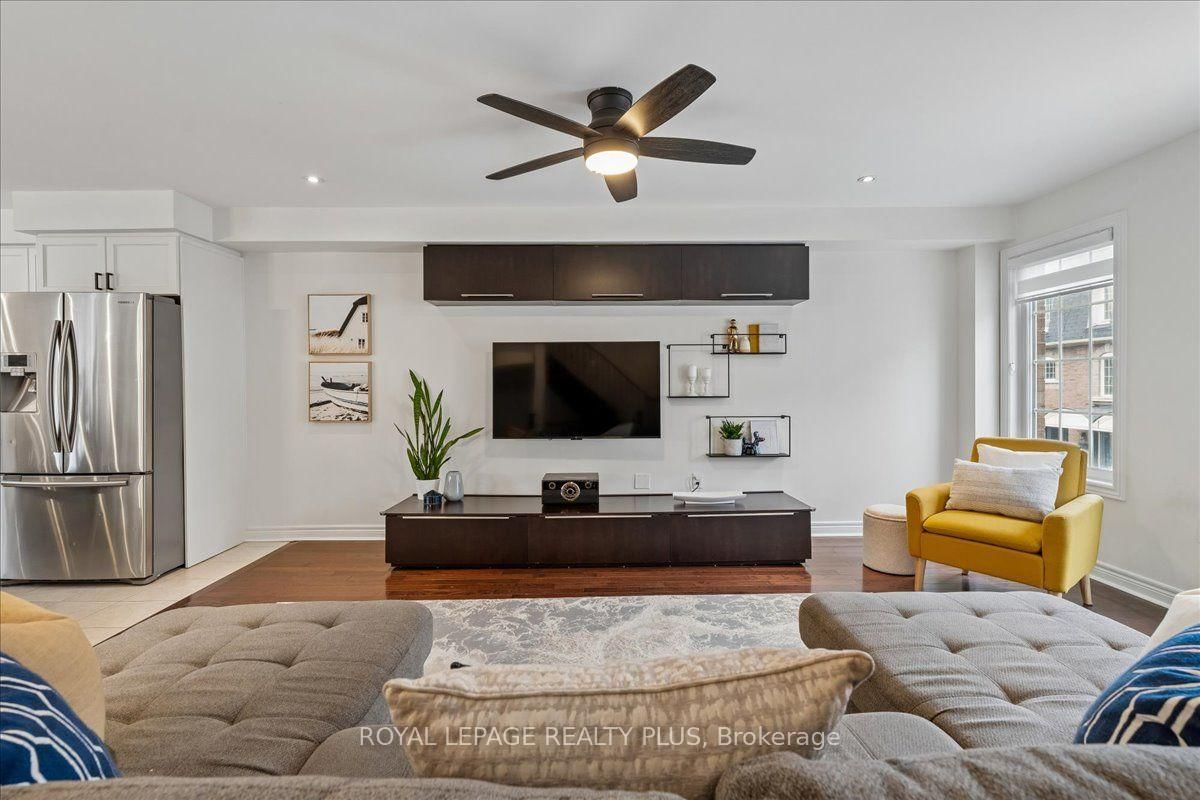 29 Jeremiah Lane • Toronto, ON photo 17