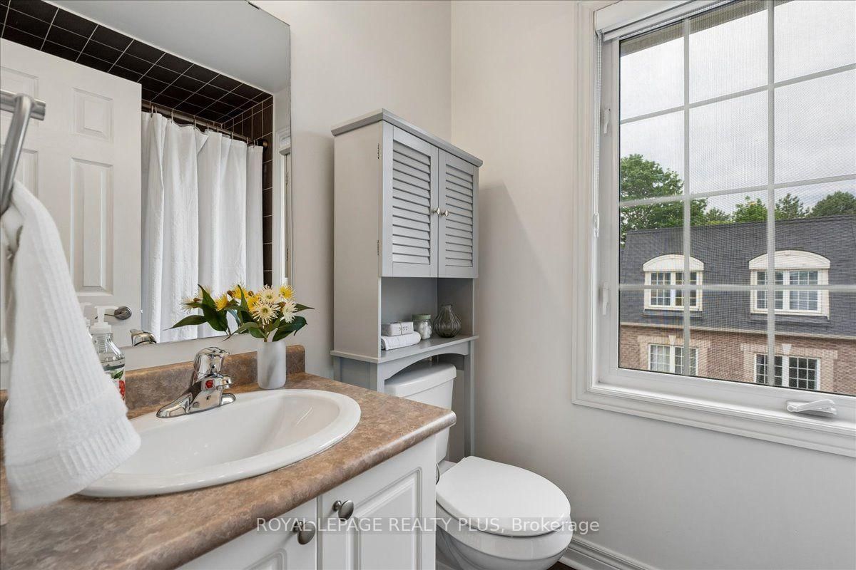 29 Jeremiah Lane • Toronto, ON photo 29