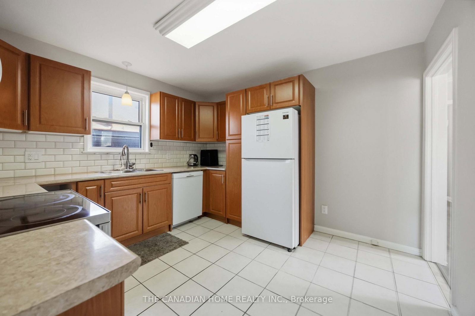 1373 Pharmacy Avenue • Toronto, ON photo 13
