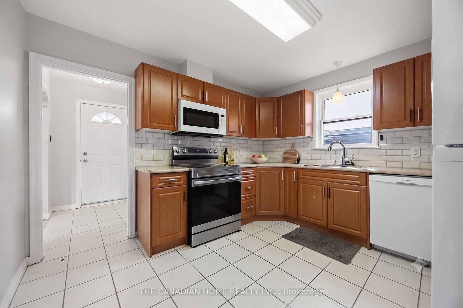 1373 Pharmacy Avenue • Toronto, ON photo 14