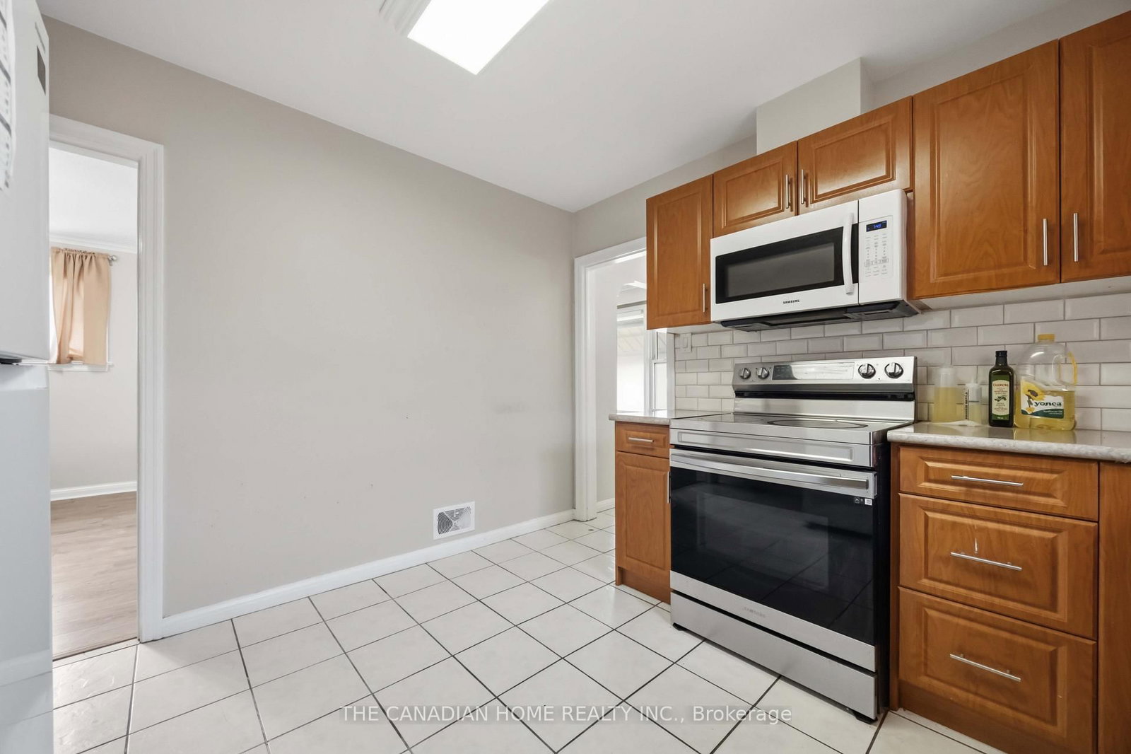 1373 Pharmacy Avenue • Toronto, ON photo 15