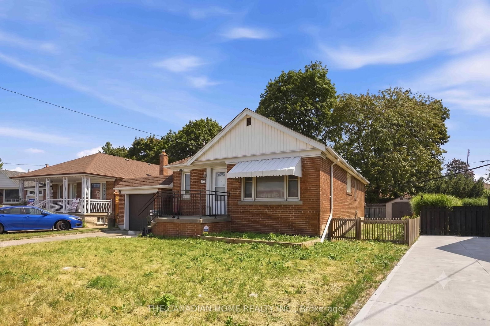 1373 Pharmacy Avenue • Toronto, ON photo 2