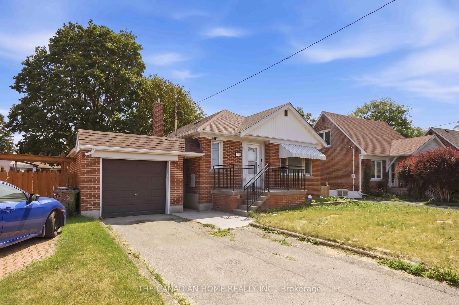 1373 Pharmacy Avenue • Toronto, ON photo 3