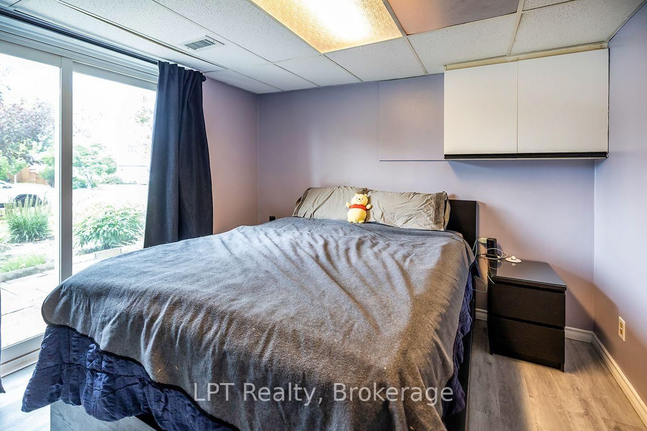 755 Wesley Drive • Oshawa, ON photo 18